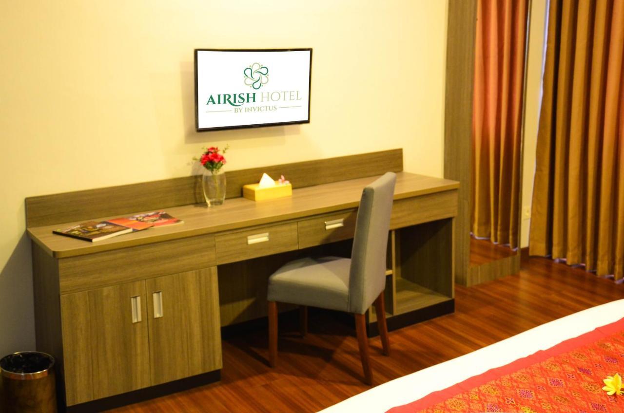 Airish Hotel Palembang Eksteriør billede