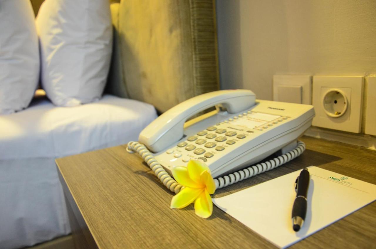 Airish Hotel Palembang Eksteriør billede