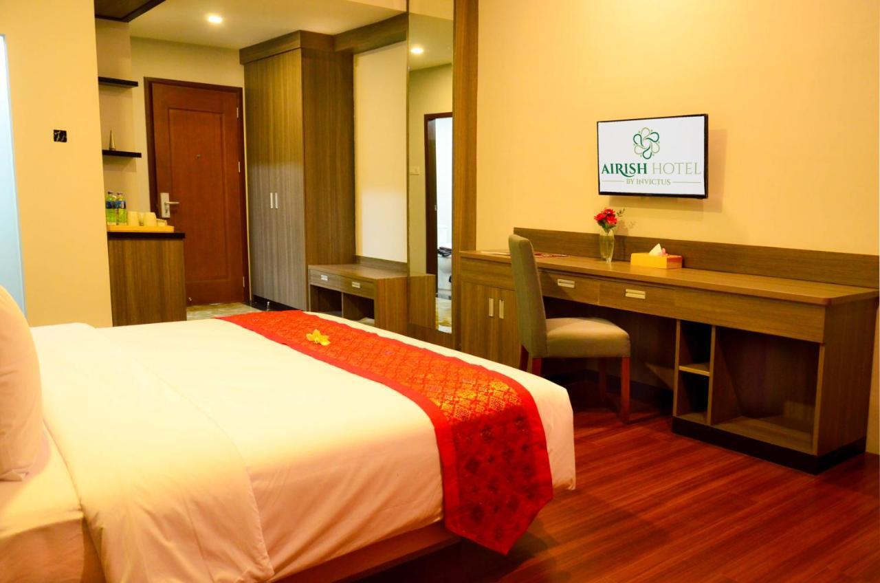 Airish Hotel Palembang Eksteriør billede