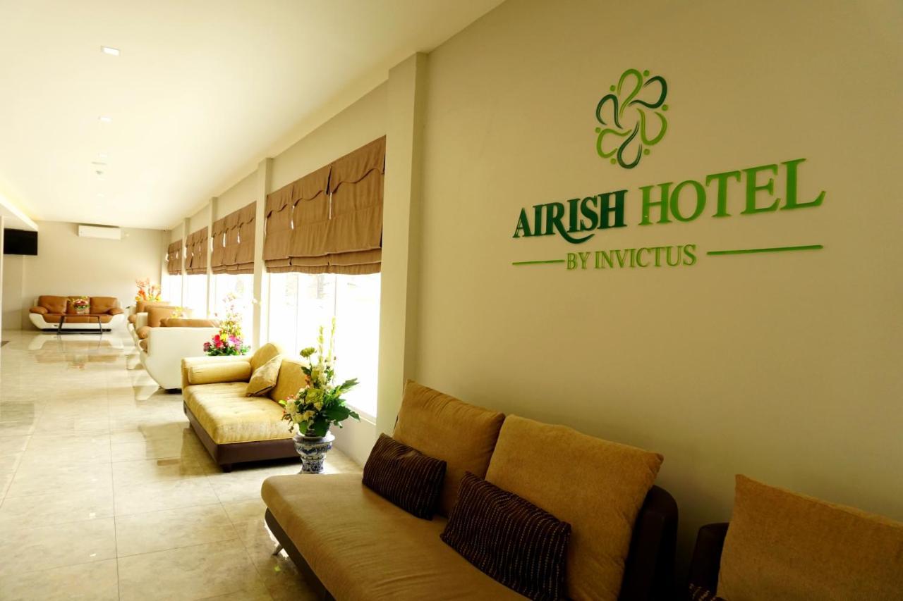 Airish Hotel Palembang Eksteriør billede